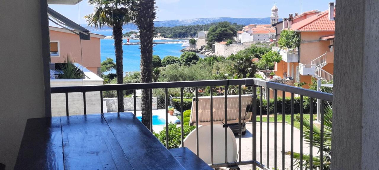 Apartmani Iskra Krk Town Exterior foto